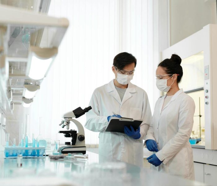 imgi_3_japanese-scientist